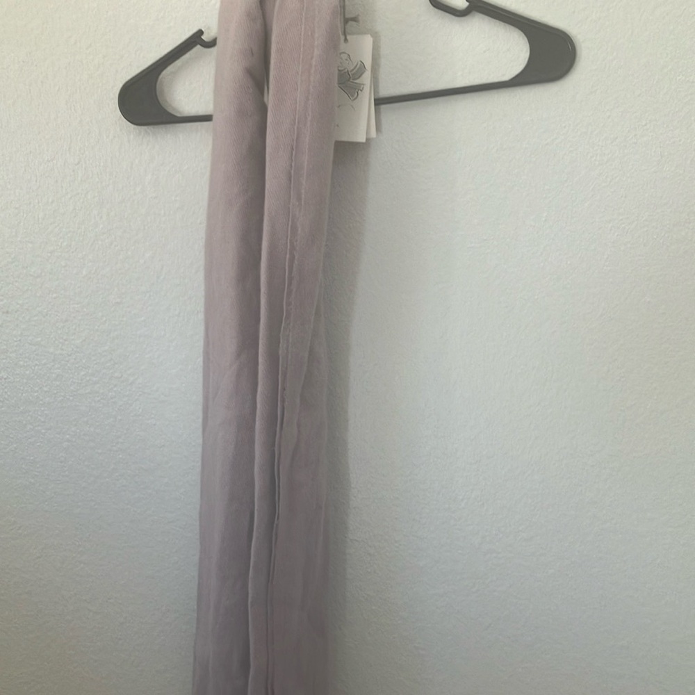 FINAL MARKDOWN NWT a new day scarf